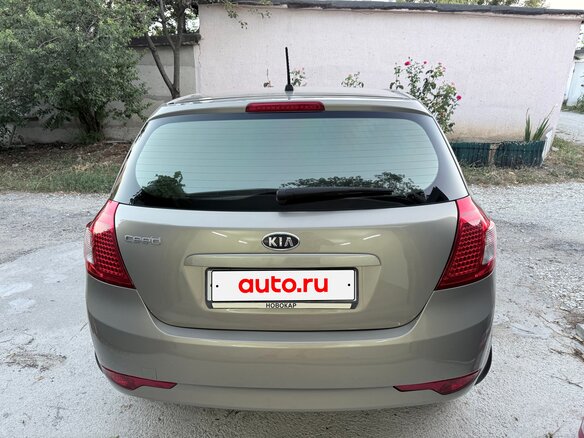 2012 Kia Ceed I Рестайлинг, серебристый, 950000 рублей - вид 4