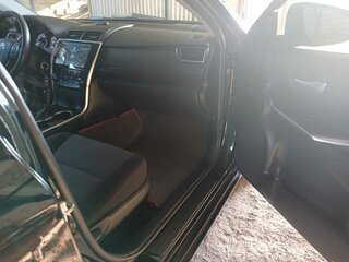 2017 Toyota Camry VII (XV50) Рестайлинг, чёрный, 2350000 рублей, вид 5