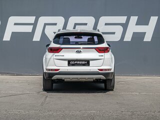2018 Kia Sportage IV, белый, 2120000 рублей, вид 4