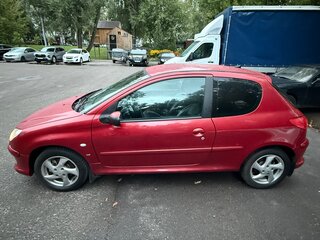 2004 Peugeot 206, красный, 650000 рублей, вид 3