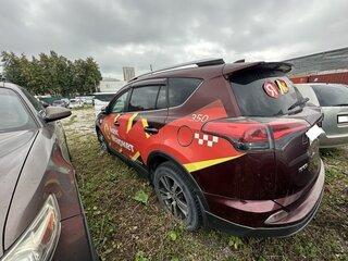 2017 Toyota RAV4 IV (XA40) Рестайлинг, красный, 1348102 рублей, вид 4