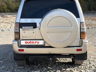 1999 Toyota Land Cruiser Prado 90 Series Рестайлинг, серебристый, 1300000 рублей, вид 5