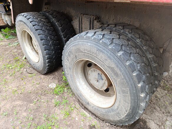 2022 IVECO-Hongyan 8x4 (CQ3406), красный, 1152158 рублей - вид 14