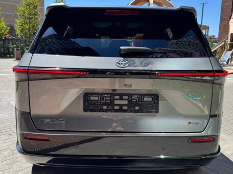 2026 Toyota bZ3X 58.3 kWh, серый, 3049999 рублей, вид 4