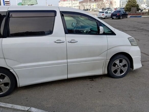 2005 Toyota Alphard I Рестайлинг, белый, 1280000 рублей - вид 1