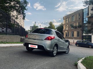 2012 Peugeot 308 I Рестайлинг, серебристый, 550000 рублей, вид 5