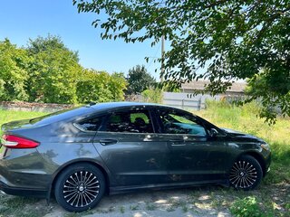 2017 Ford Fusion (North America) II Рестайлинг, серый, 1760000 рублей, вид 4