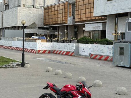 2019 Honda CBR 650R, красный, 970000 рублей, вид 2
