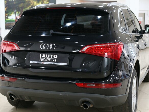 2011 Audi Q5 8tiptronic I (8R), чёрный, 2000000 рублей - вид 4