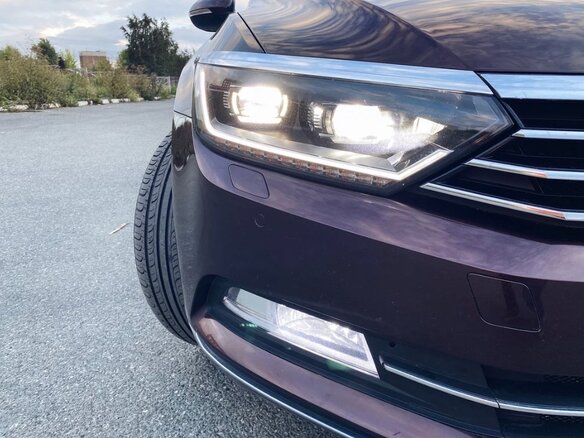2016 Volkswagen Passat B8, пурпурный, 1850000 рублей - вид 12