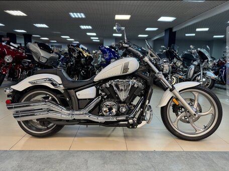 2013 Yamaha XVS1300, белый, 1050000 рублей, вид 2