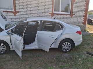 2013 Citroen C4 II, белый, 600000 рублей, вид 4