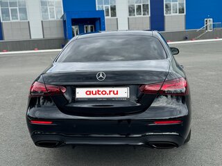 2021 Mercedes-Benz E-Класс 200 V (W213, S213, C238) Рестайлинг, чёрный, 4350000 рублей, вид 4