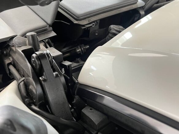 2008 Mercedes-Benz SL-Класс 350 V (R230) Рестайлинг 2, белый, 3580000 рублей - вид 20