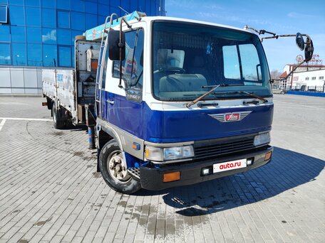 1993 Hino Series 500 (Ranger), белый, 4200000 рублей, вид 2