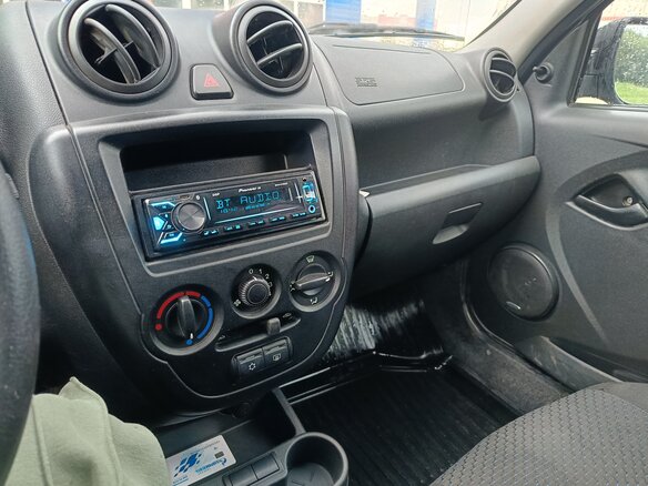 2013 Lada (ВАЗ) Granta I, серебристый, 365000 рублей - вид 10