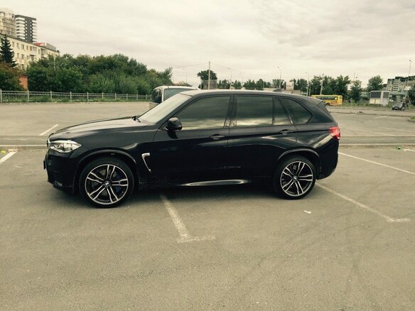 2015 BMW X5 M II (F85), чёрный - вид 3