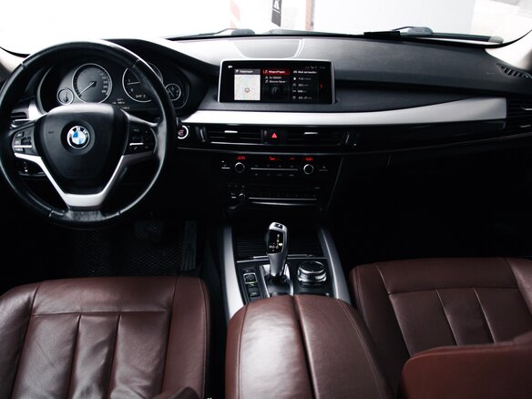 2017 BMW X5 30d III (F15), чёрный, 3645000 рублей - вид 4
