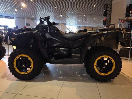 2018 BRP Can-Am Outlander MAX 850, чёрный, 1209000 рублей, вид 2
