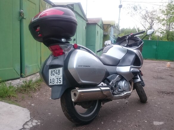 2009 Honda NT650V Deauville, серый - вид 1