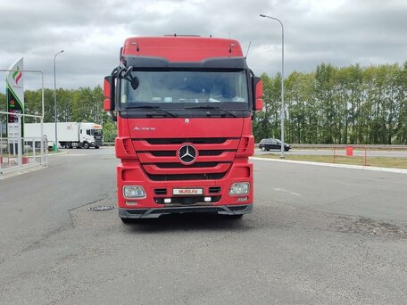2010 Mercedes-Benz Actros, красный, 3900000 рублей, вид 2