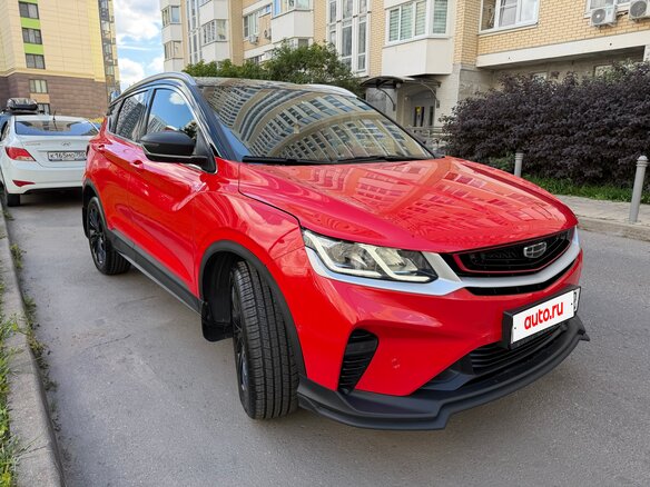 2023 Geely Coolray I, красный, 1790000 рублей - вид 3