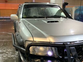 2009 Nissan Patrol V (Y61) Рестайлинг, серебристый, 1900000 рублей, вид 1