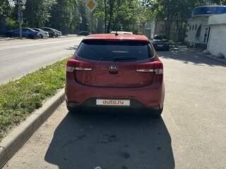 2017 Kia Rio III Рестайлинг, красный, 770000 рублей, вид 5