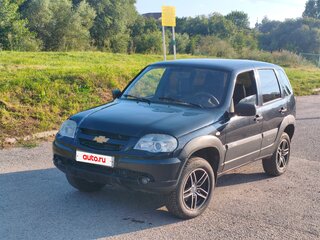 2015 Chevrolet Niva I Рестайлинг, чёрный, 560000 рублей, вид 1