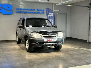 2012 Chevrolet Niva I Рестайлинг, серый, 490000 рублей, вид 3