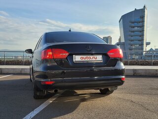 2012 Volkswagen Jetta VI, чёрный, 1060000 рублей, вид 4