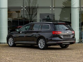 2018 Volkswagen Passat DSG6 B8, чёрный, 1945000 рублей, вид 4