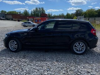2009 BMW 1 серии 116i I (E81/E82/E87/E88) Рестайлинг, чёрный, 750000 рублей, вид 5