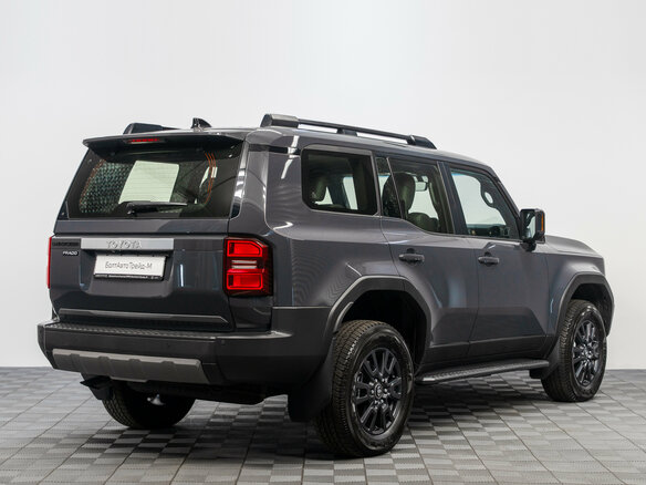 2026 Toyota Land Cruiser Prado 250 Series, серый - вид 4