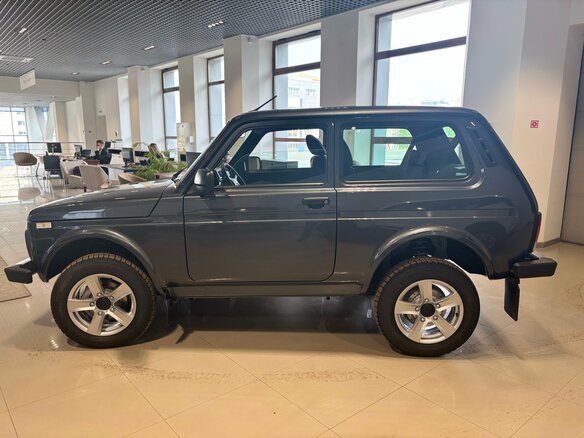 2026 Lada (ВАЗ) Niva Legend I, серый - вид 2