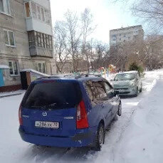 1999 Mazda Premacy I (CP), синий, 650000 рублей, вид 3