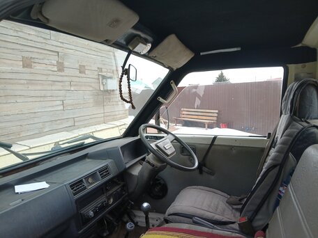 1988 Mazda Bongo, белый, 450000 рублей, вид 5