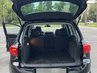 2016 Volkswagen Tiguan I Рестайлинг, чёрный, 1600000 рублей, вид 3