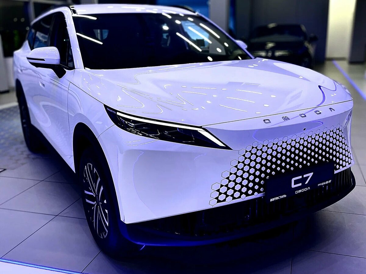 Открыть фотографии: Omoda C7