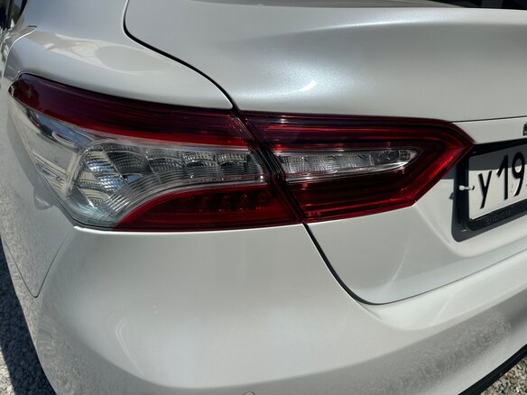 2020 Toyota Camry VIII (XV70), белый, 2650000 рублей - вид 21