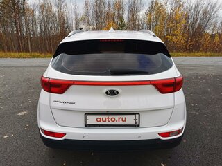 2018 Kia Sportage IV, белый, 2150000 рублей, вид 5