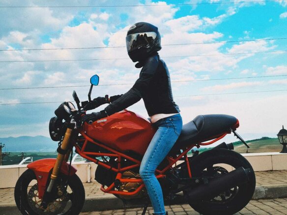 2000 Ducati Monster 400, красный