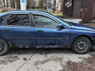 1999 Renault Laguna I, синий, 300000 рублей, вид 2
