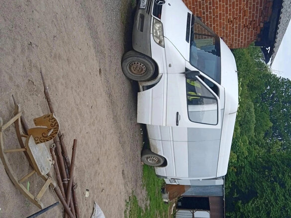 1999 Mercedes-Benz Sprinter Classic, белый, 250000 рублей