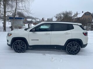2020 Jeep Compass II, белый, 2400000 рублей, вид 2