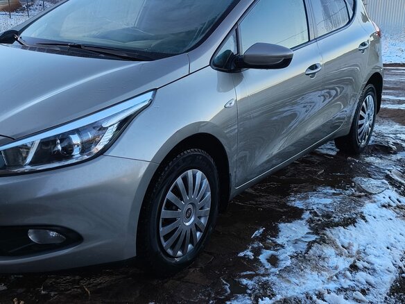 2015 Kia Ceed II, серебристый, 950000 рублей - вид 4