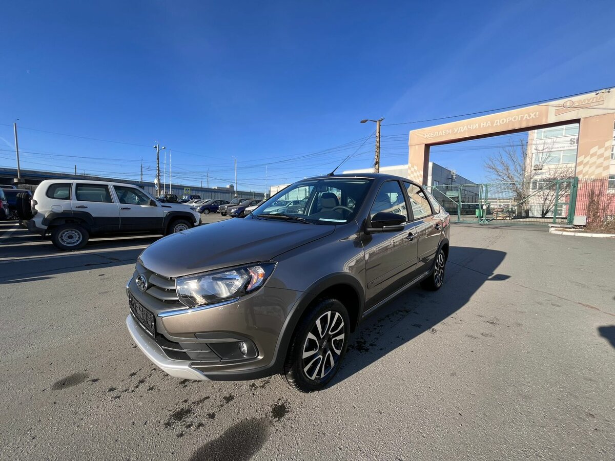 Открыть фотографии: Lada (ВАЗ) Granta I Рестайлинг