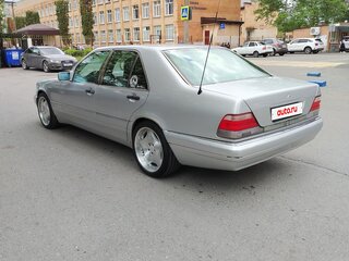1993 Mercedes-Benz S-Класс 500 III (W140), серебристый, 1000000 рублей, вид 4