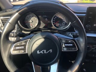 2021 Kia Ceed III Рестайлинг, чёрный, 2200000 рублей, вид 5