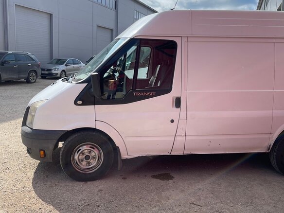 2013 Ford Transit, белый, 1100000 рублей - вид 2